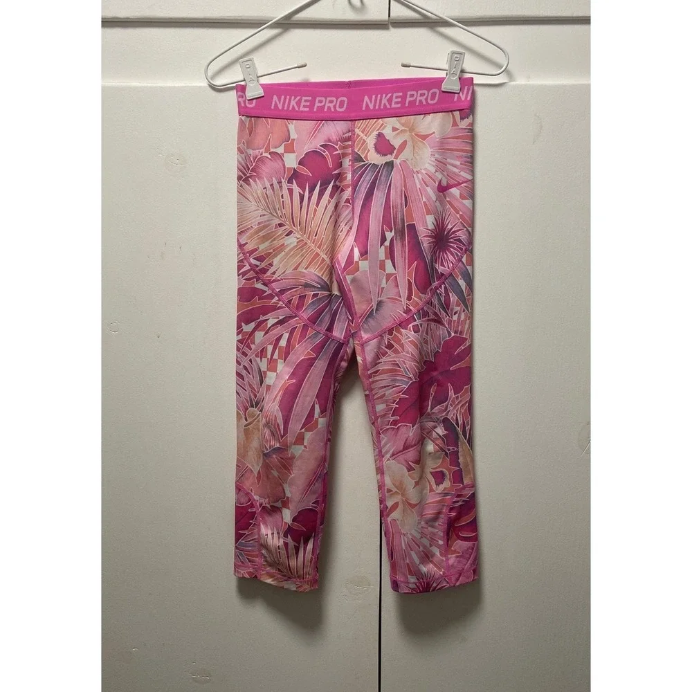 Nike Pro Girls Capris Pink Floral Size Large
